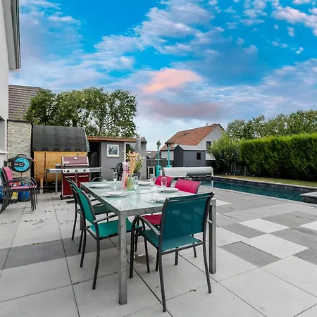 Villa 14 Piscine Chauffee, Jacuzzi Prive Climatise * Furdenheim