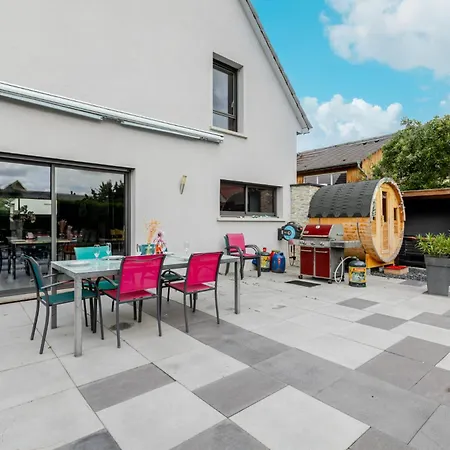 14 Piscine Chauffee, Jacuzzi Prive Climatise