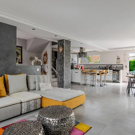 Strasbourg - La 14 *