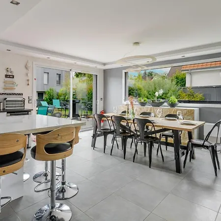 Strasbourg - La 14 וילה *