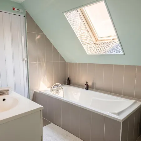 14 Piscine Chauffee, Jacuzzi Prive Climatise * Furdenheim